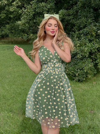 Green 1950s Daisy Mesh Swing Dress