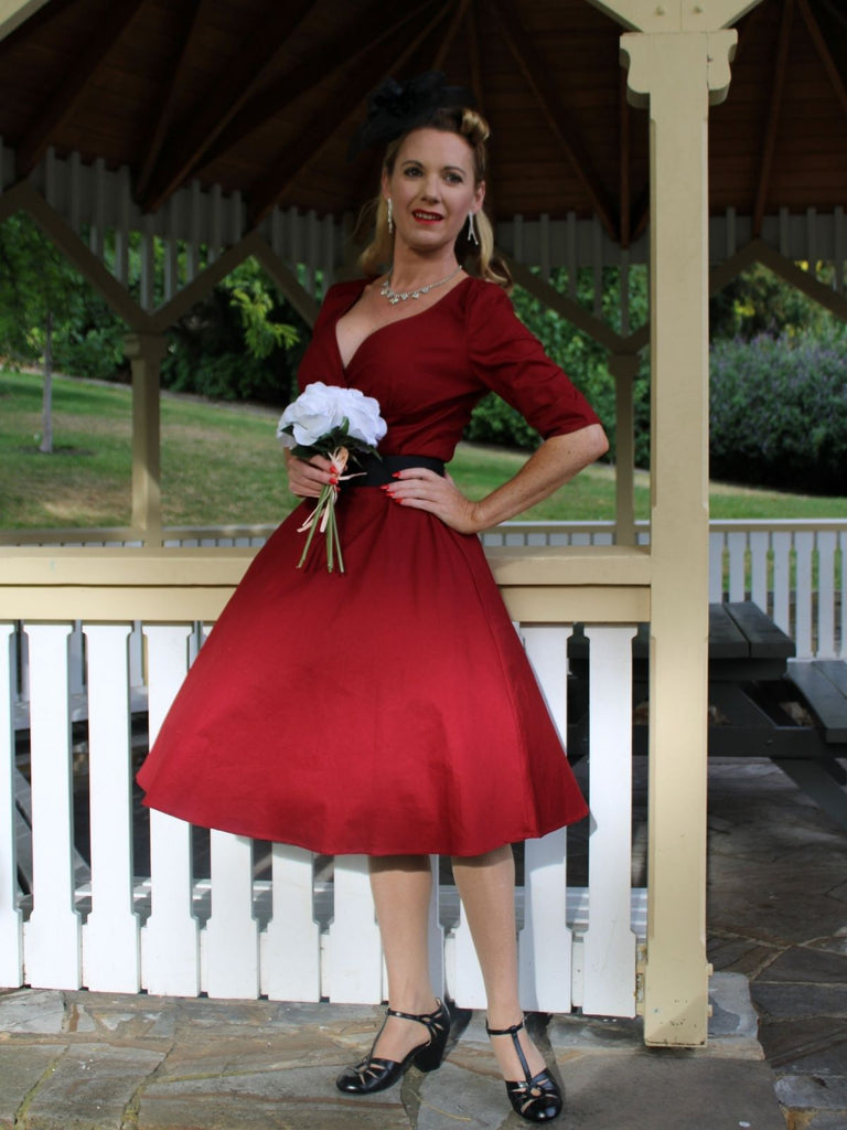 1950s Solid Sweetheart Fold Swing Dress