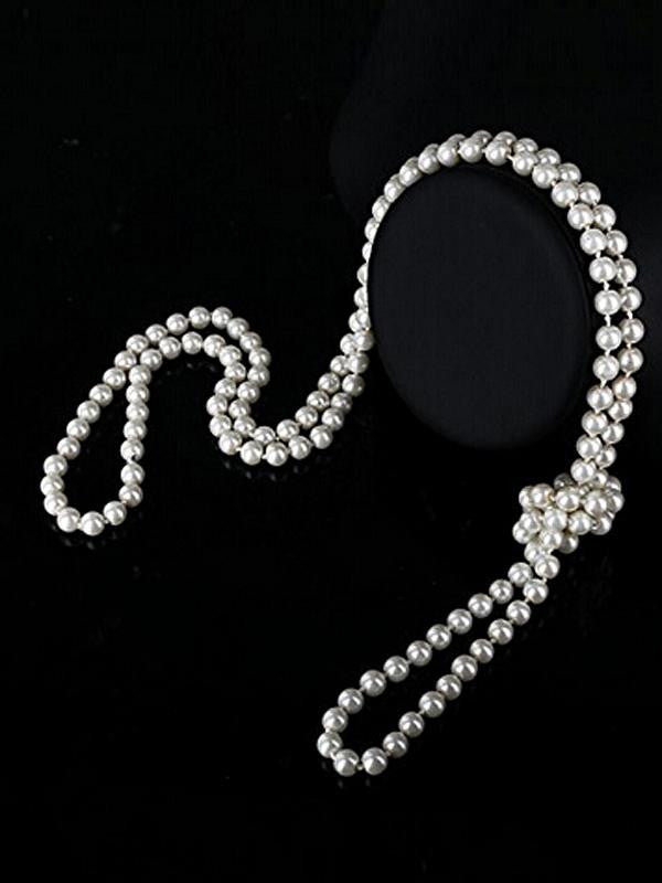1920s Flapper Costume Accessory Set — 1920s vintage charm for her modern wardrobe