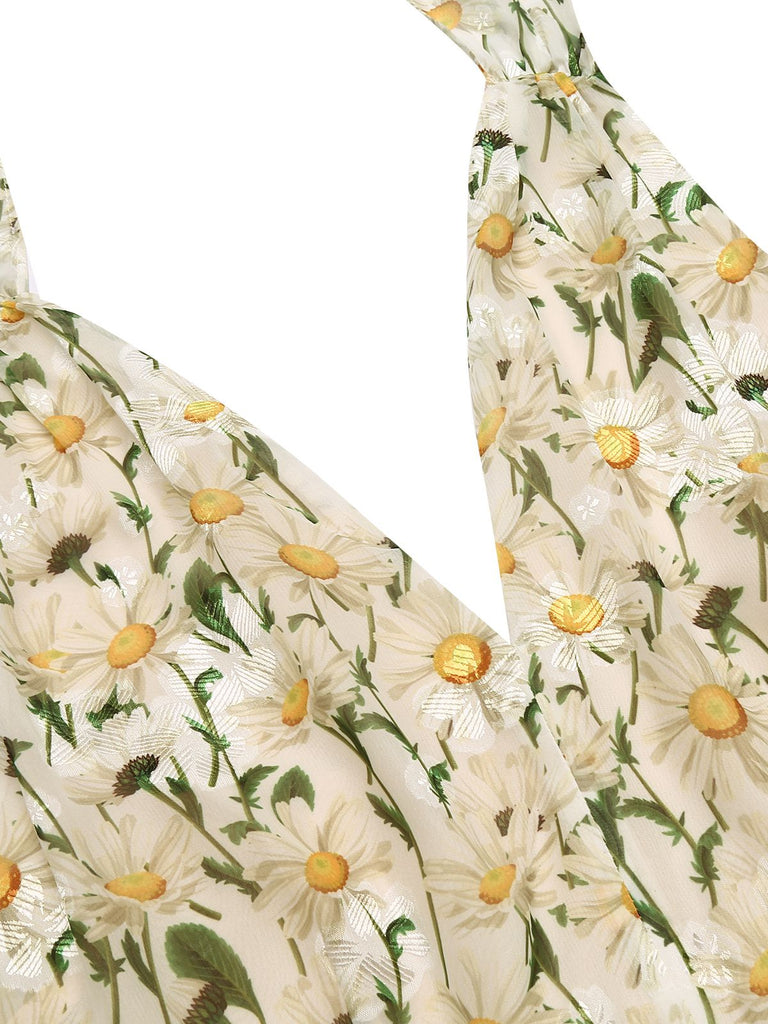 Close-up: 1950s 1950s Floral Halter Lace-up Vintag