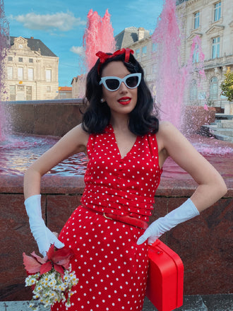 Red 1960s Dots V-Neck Pencil Dress: timeless style reimagined